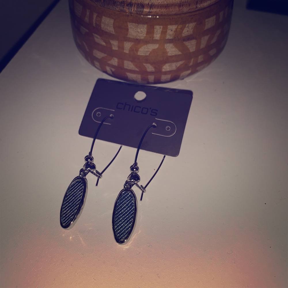Chico’s dangling earrings
